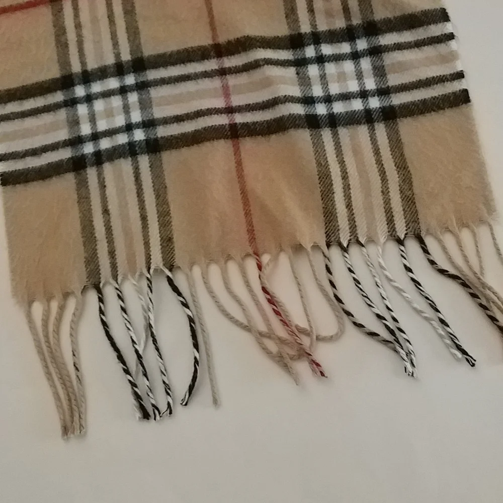 V. Fraas Scarf